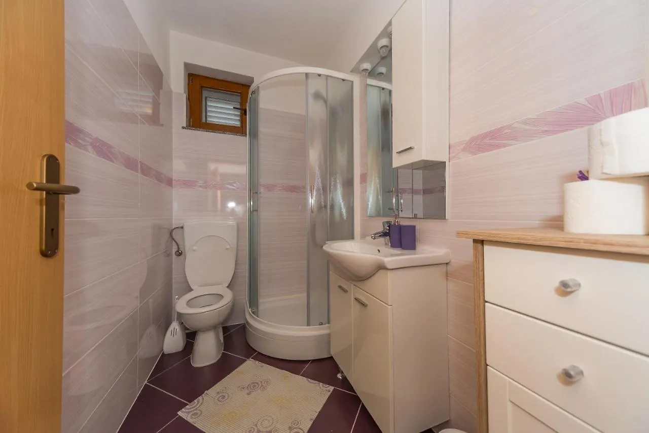 Apartament Jukic Sveti Filip i Jakov Apartment
